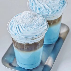 Blue spirulina coffee