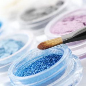 Blue spirulina cosmetic
