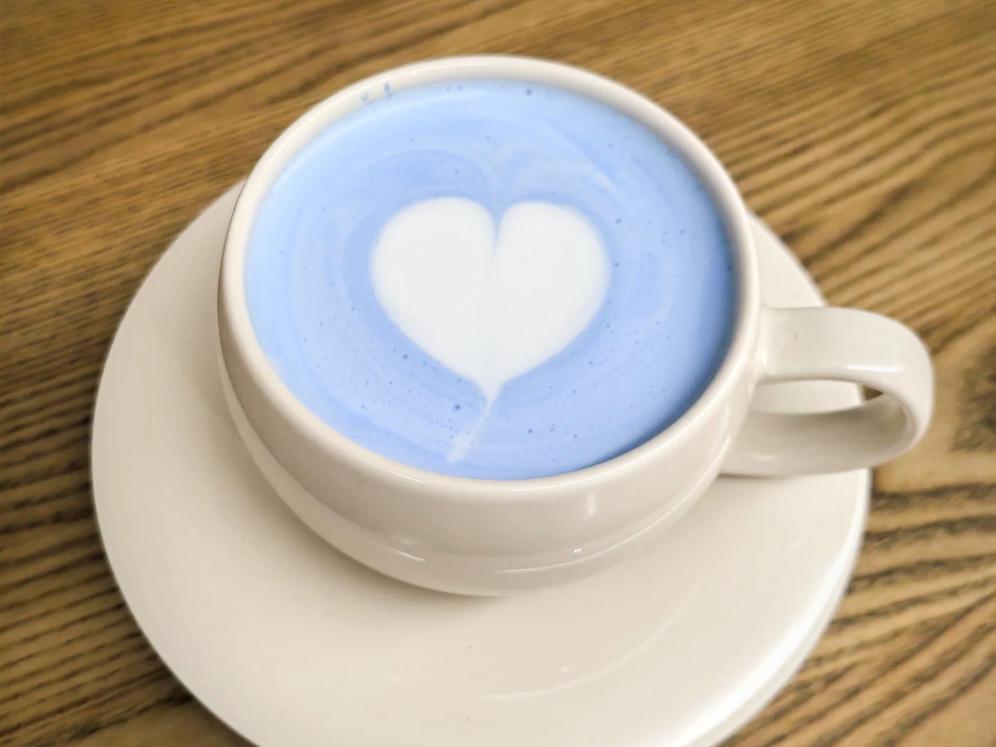 Blue spirulina coffee